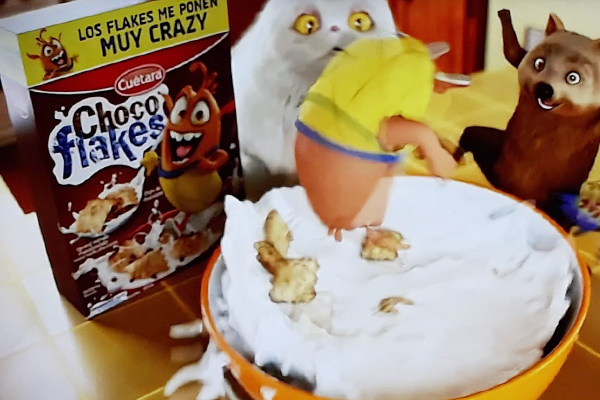 Muñecos desayunando Chocoflakes